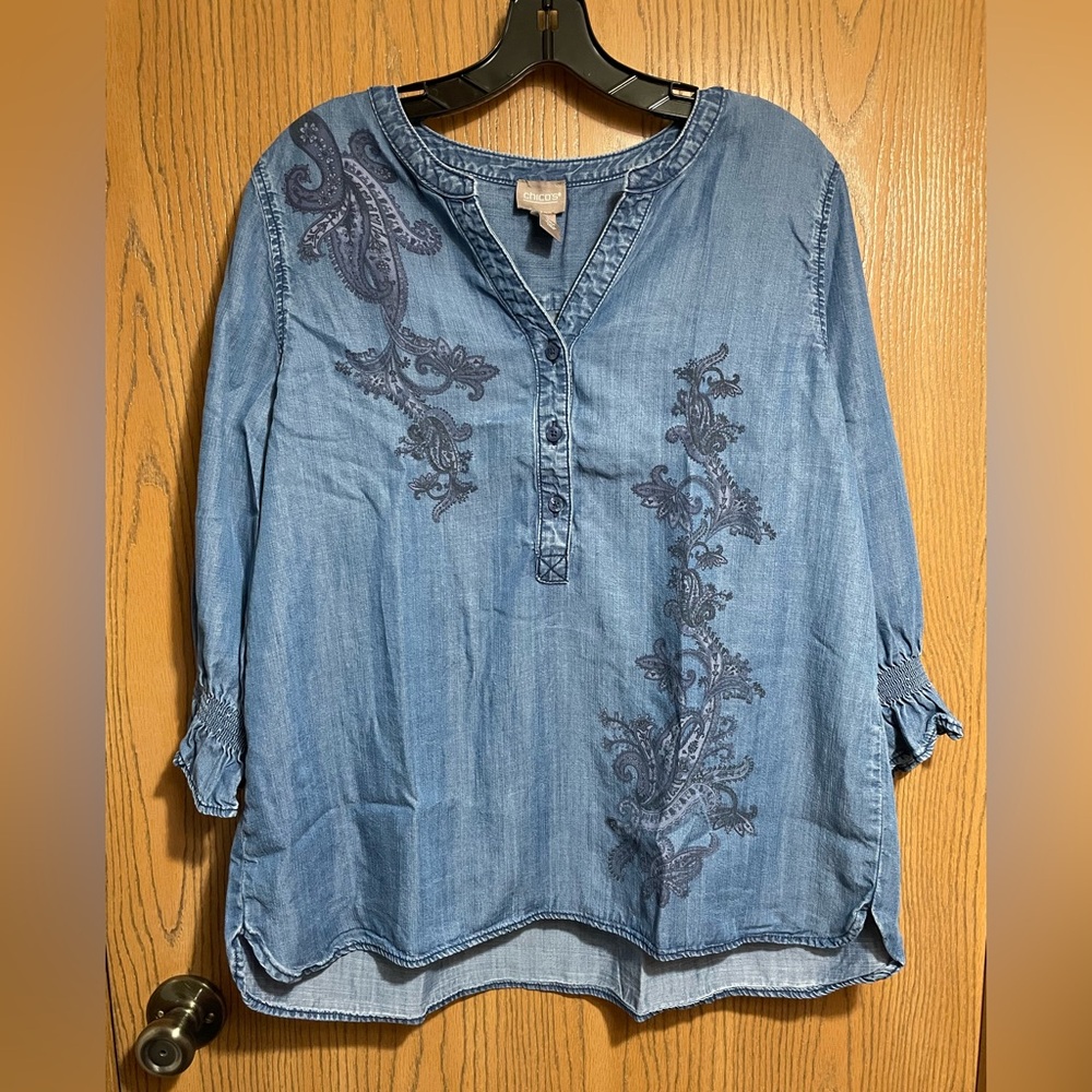 EUC Chico's Chambray Blouse with Paisley Print